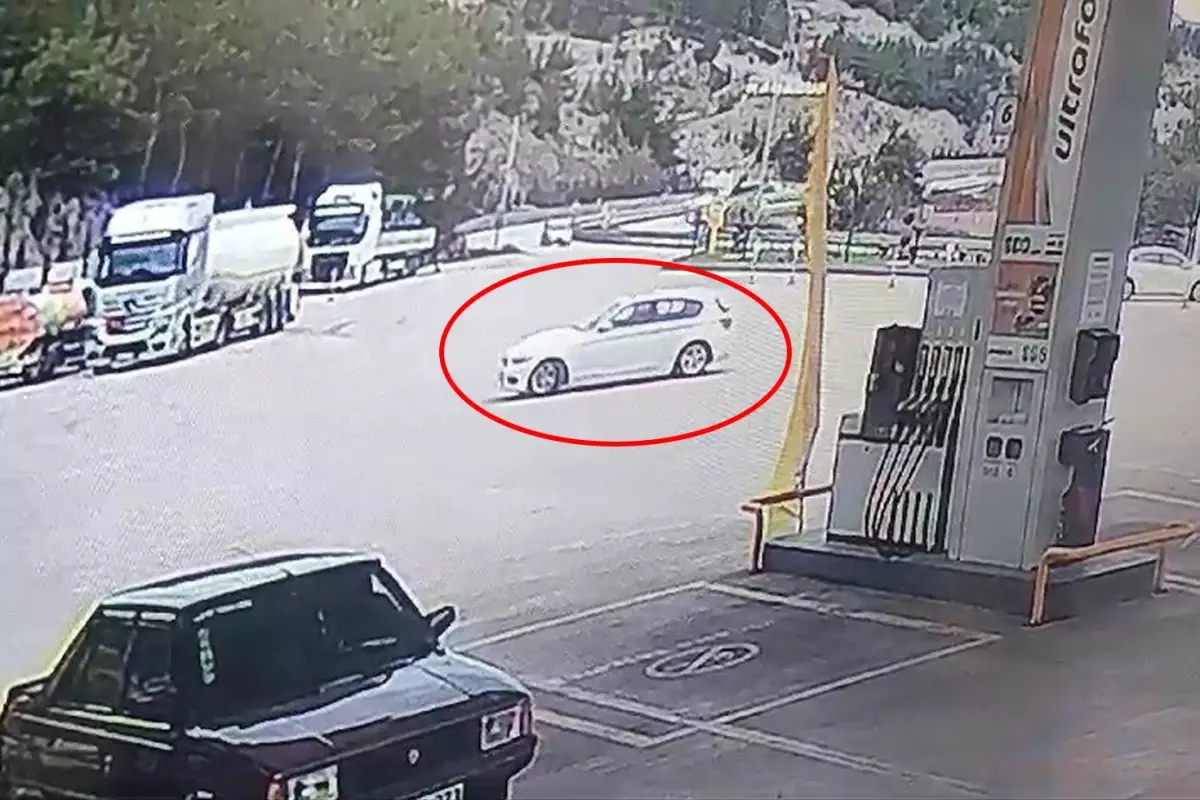 Akaryakıt istasyonunda drift pahalıya patladı