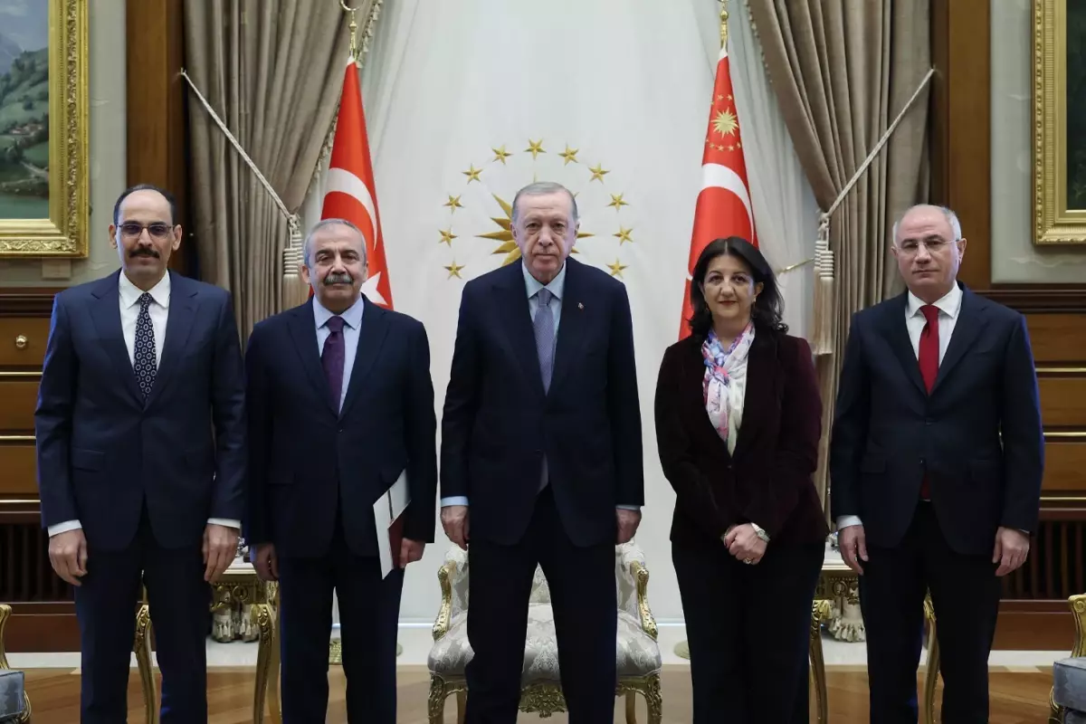 Erdoğan ile DEM heyeti arasında 1.5 saat süren görüşme! İlk açıklama geldi