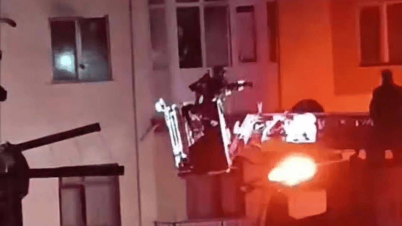 Eskişehir’de Yangın Faciası Eşiğinden Dönüldü, Unutulan Yağ Alevlere Dönüştü!