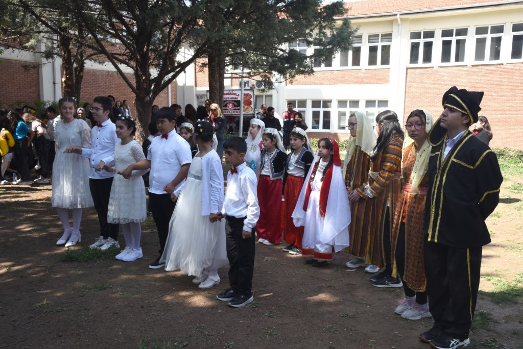 “II. Anadolu Çocuk Şenliği Açılış Töreni” gerçekleştirildi