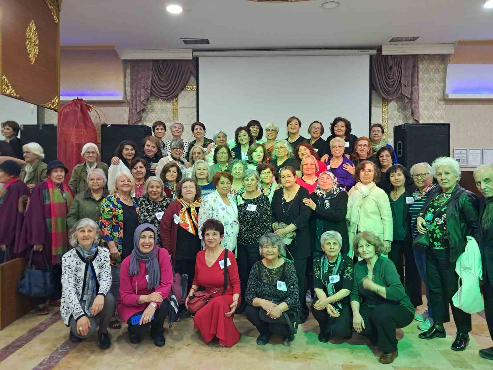 Öğretmen okulu mezunları 50 yıl sonra Eskişehir’de buluştu