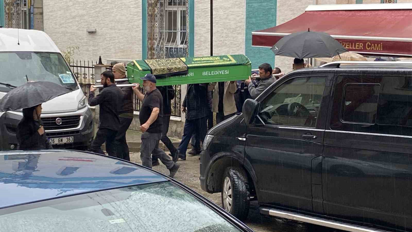 MUĞLA’DAKİ PARAŞÜT FACİASINDA HAYATINI KAYBEDEN 2 GENÇ ESKİŞEHİR’DE SON YOLCULUĞUNA UĞURLANDI!