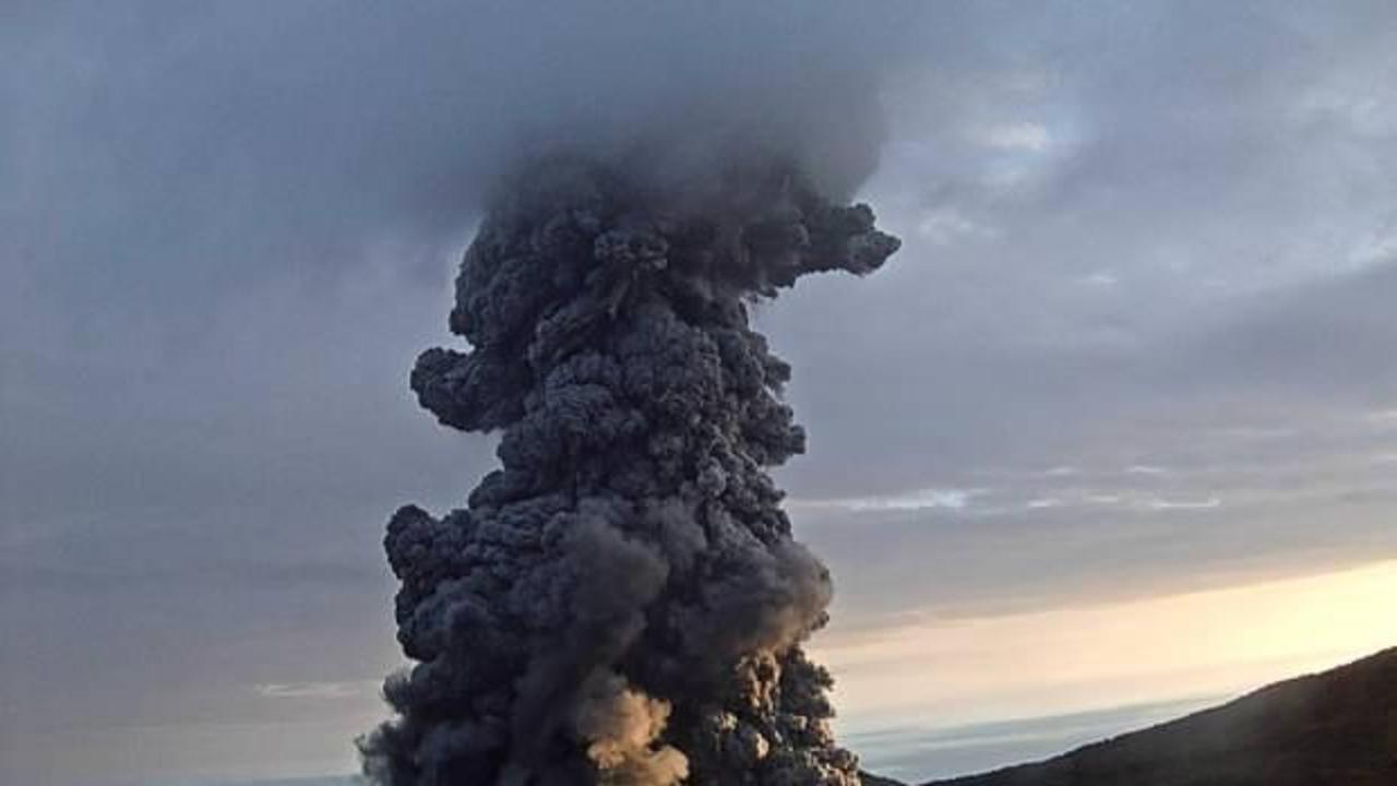 Poas Yanardağı’nda patlama! Kosta Rika diken üstünde!