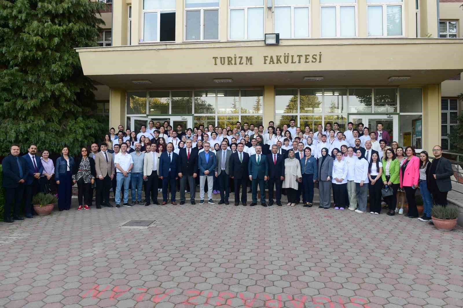Anadolu Üniversitesi’nde ’Türk Mutfağı Haftası Açılış Etkinliği’ gerçekleştirildi