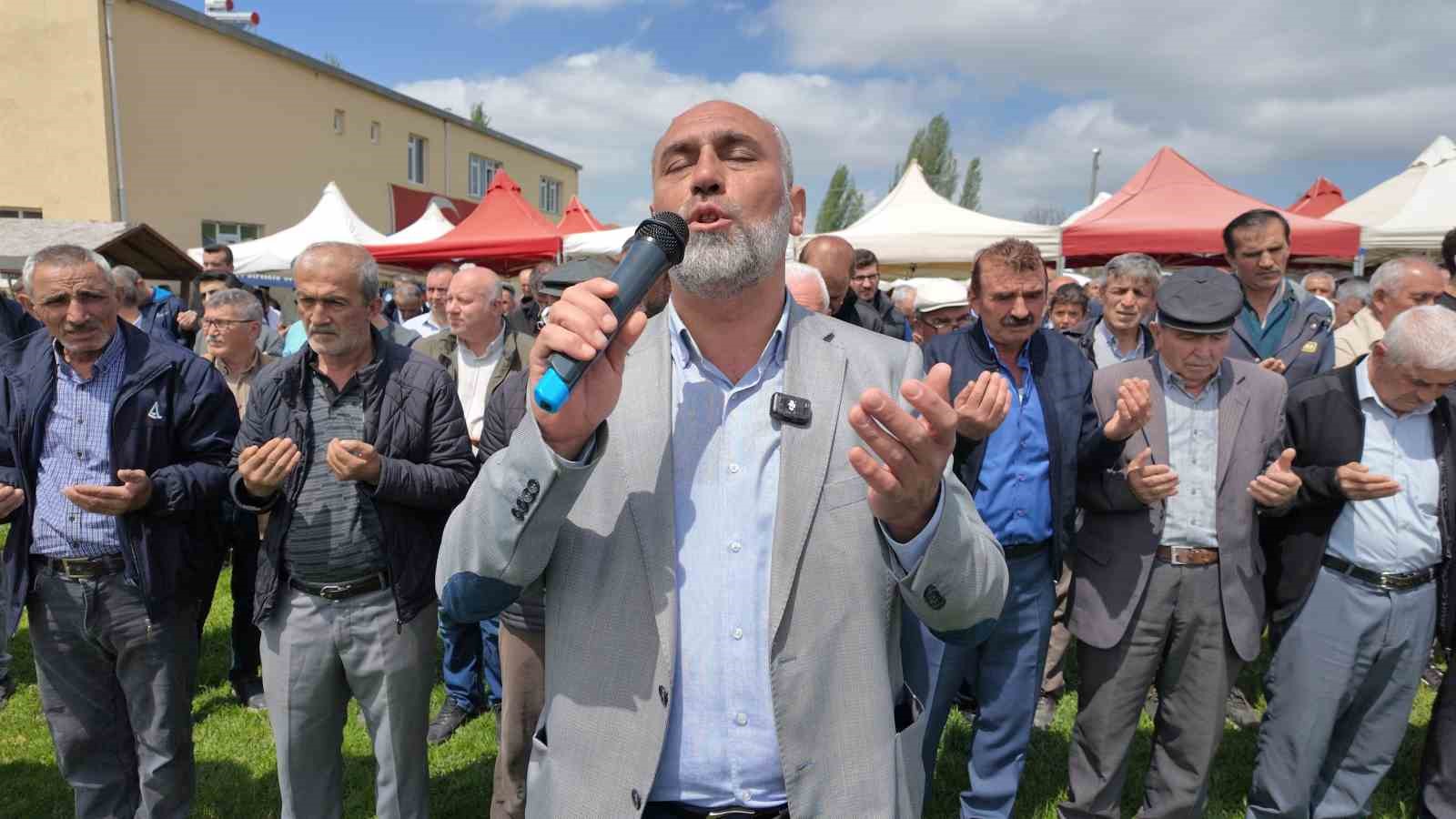 Tarihi Osmanlı köyünde Hıdırellez Şenliği ile yağmur ve şükür duası yapıldı