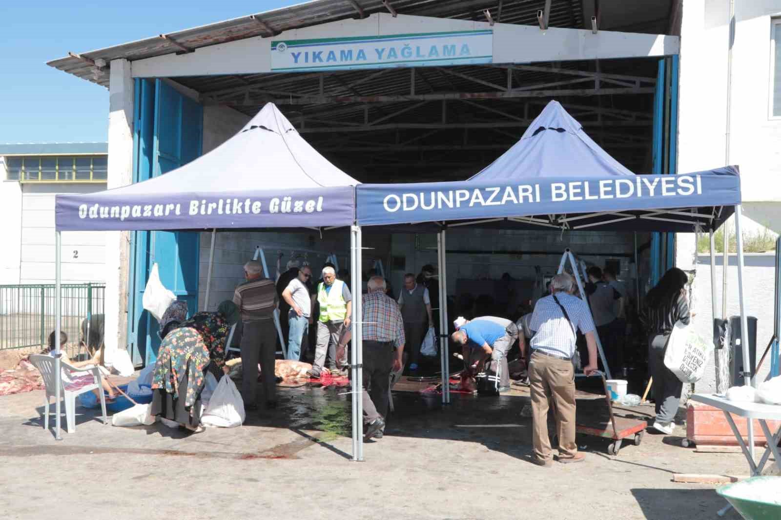 Odunpazarı Belediyesi’nden ücretsiz ve hijyenik kurban kesim hizmeti