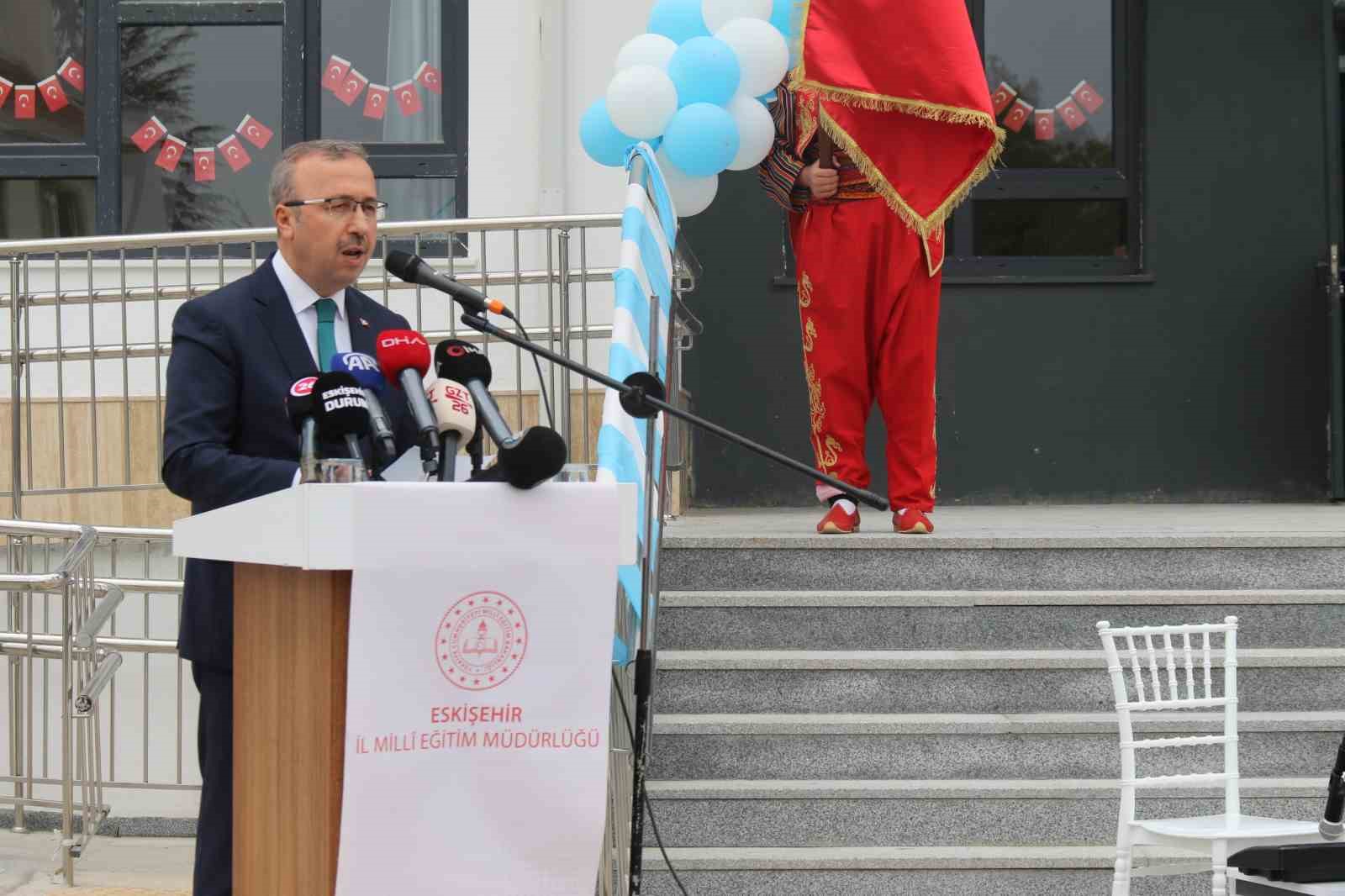 Eskişehir’de son 2 yıl içerisinde 23 yeni okul yapıldı, 12 okul inşaatı ise devam ediyor