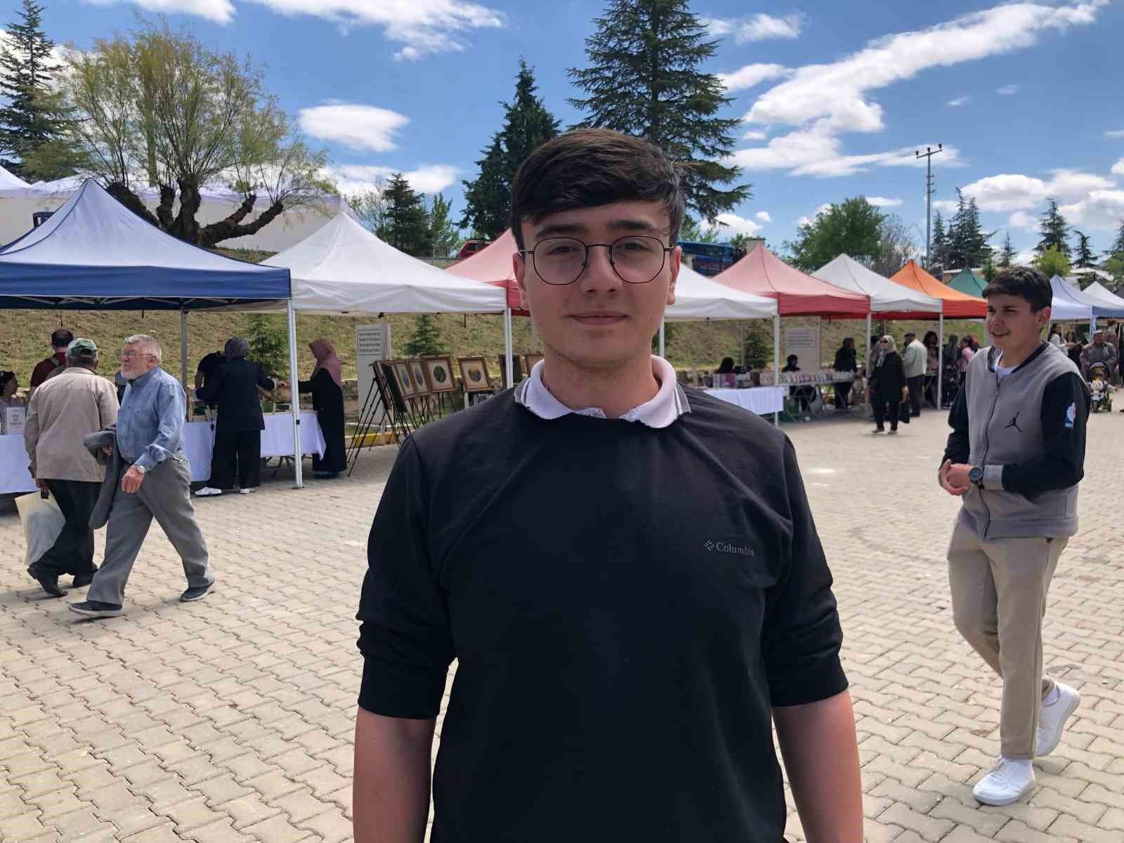 Yunus’un diyarına gelen atlı Jandarmalar, vatandaşların ilgisini topladı