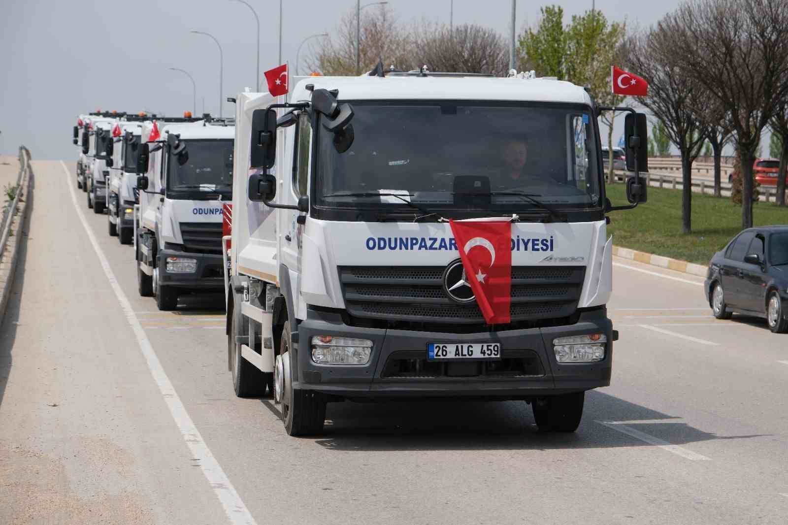 Odunpazarı Belediyesi’nden kamusal yarar için örnek adım: Yeni araçlar hizmete girdi