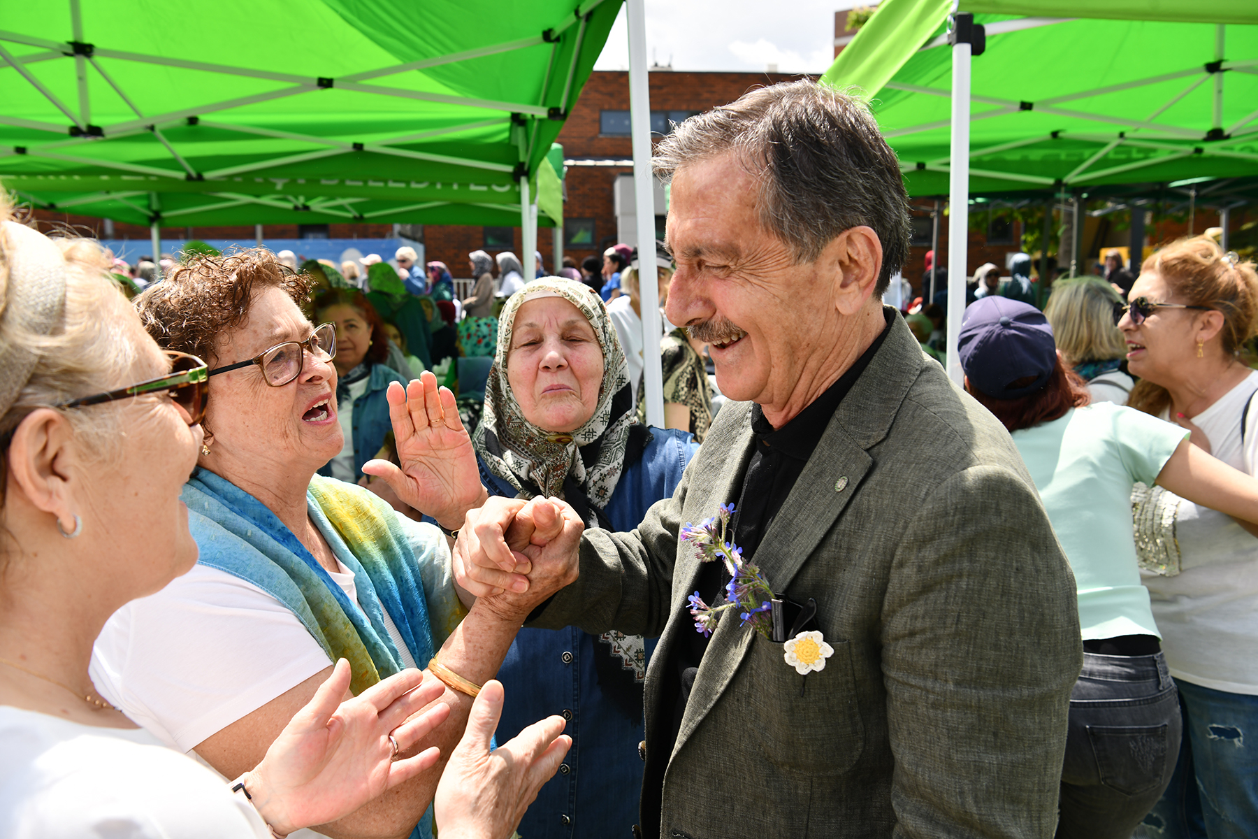 Tepebaşı’nda Anneler Günü Coşkusu: 4 Bin 700 Kadınla Unutulmaz Kutlama!