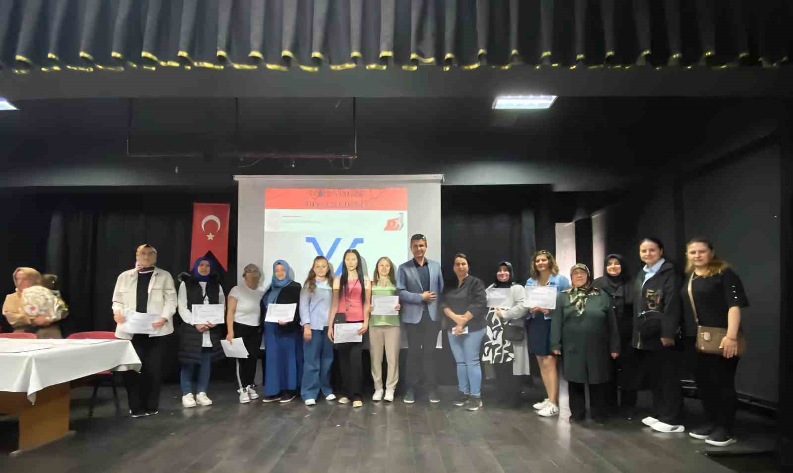 Velilere ‘Velivizyon’ teşekkür belgeleri takdim edildi