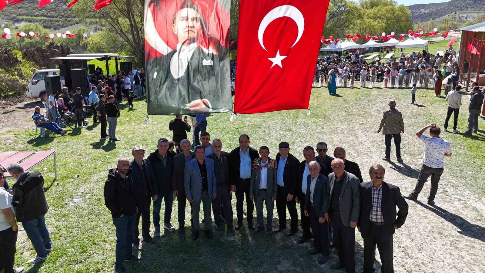 (ÖZEL) Gemiç’te Hıdırellez Şenliği ile Yağmur ve Şükür Duası yapıldı