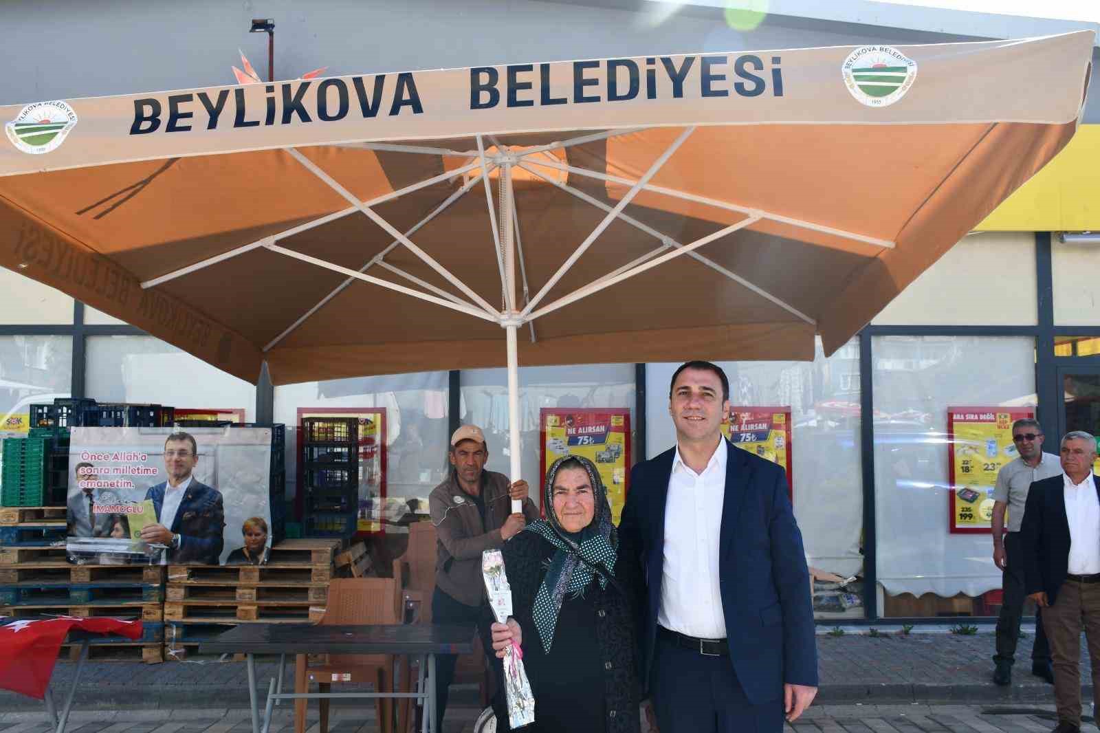 Beylikova Belediyesi anneleri unutmadı