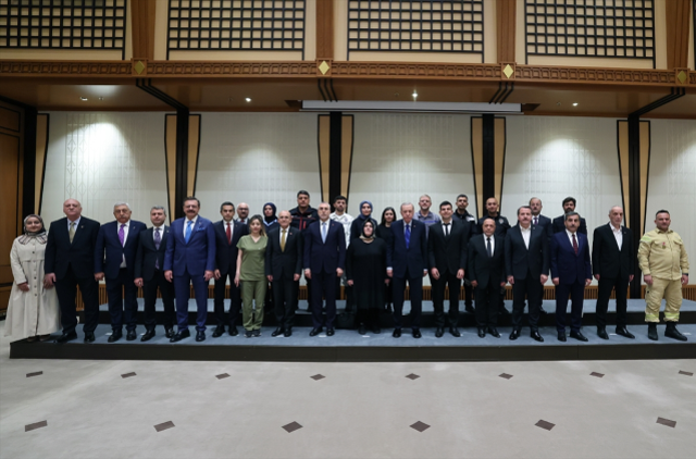 Cumhurbaşkanı Erdoğan'dan 1 Mayıs mesajı: İşçi ve işverenin refahını yükseltmek için çalıştık