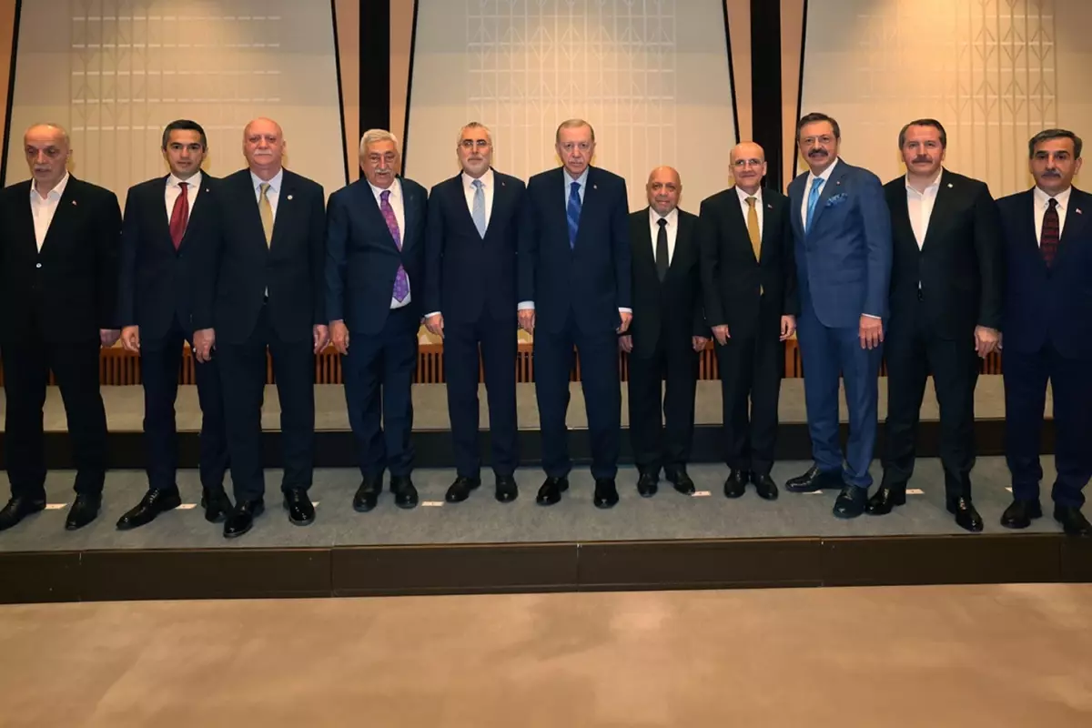 Cumhurbaşkanı Erdoğan’dan 1 Mayıs mesajı: İşçi ve işverenin refahını yükseltmek için çalıştık