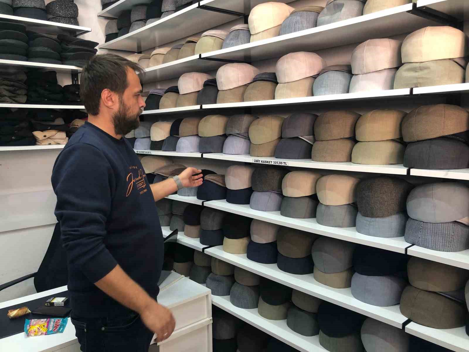 Havaların ısınmasıyla şapka satışları artıyor