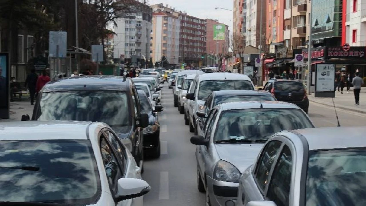 Eskişehir’de her ay binlerce araç trafiğe çıkıyor! Trafiğe kayıtlı araç sayısı kaç oldu?