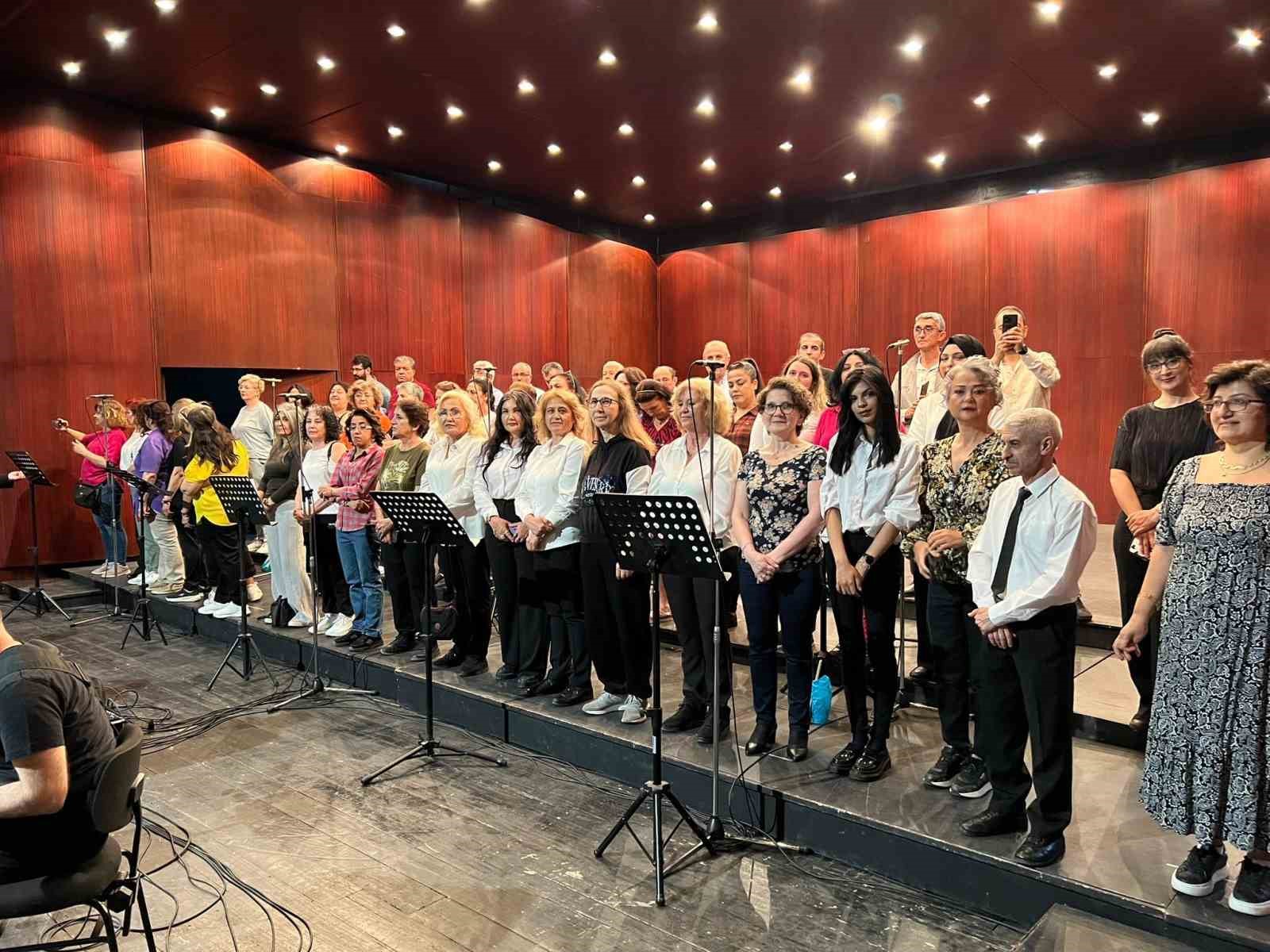 ‘Neşet Ertaş Türküleri’ konser programı