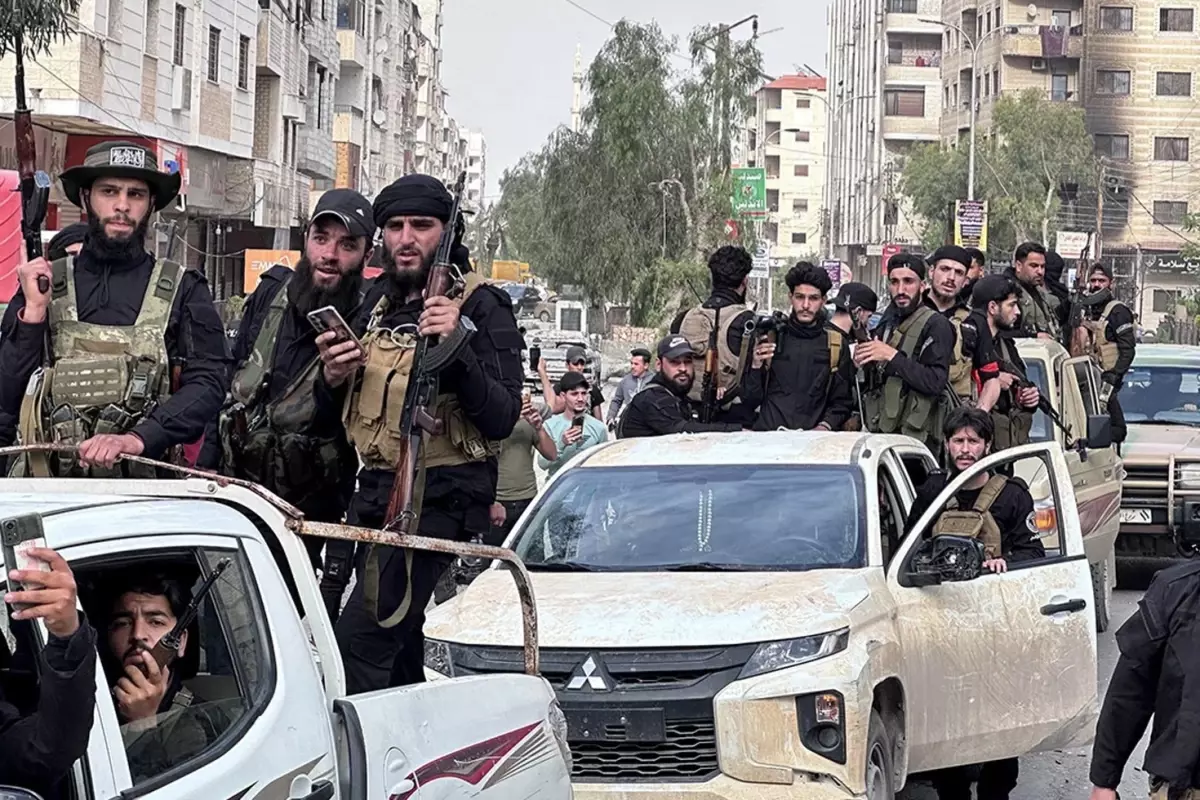 Şam’da Dürzi silahlı gruplar, ağır silahlarını teslim etmeye başladı