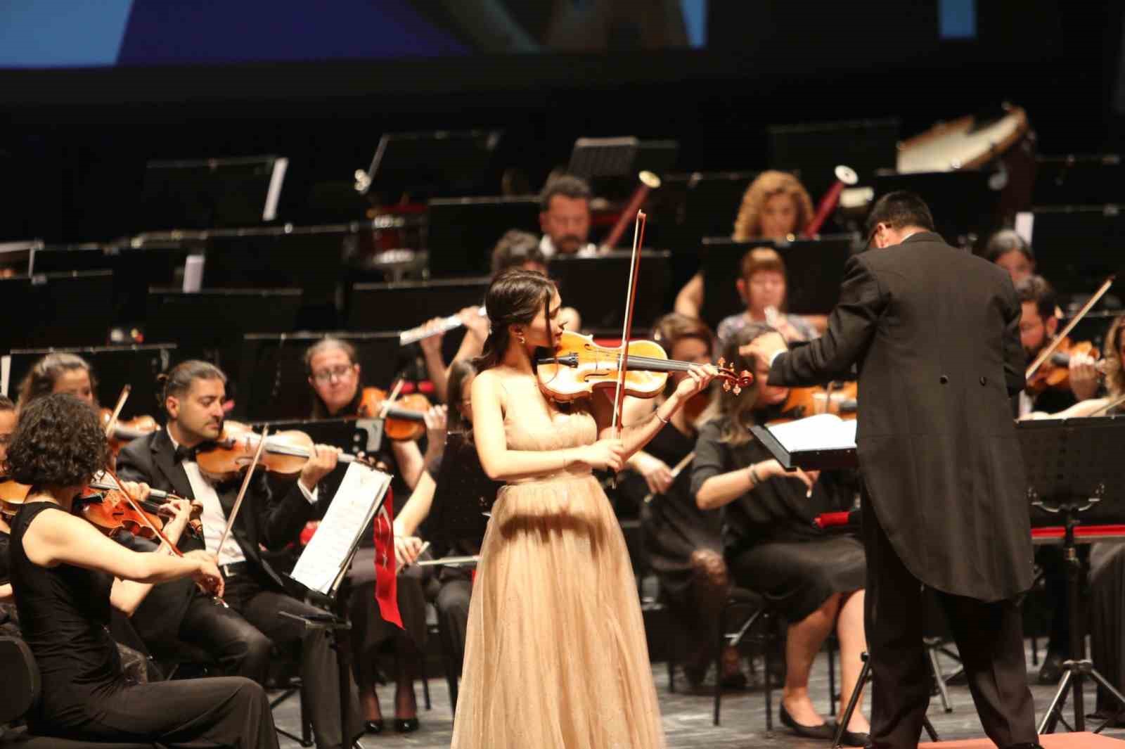 Senfoni Orkestrası’ndan coşkulu 19 Mayıs konseri