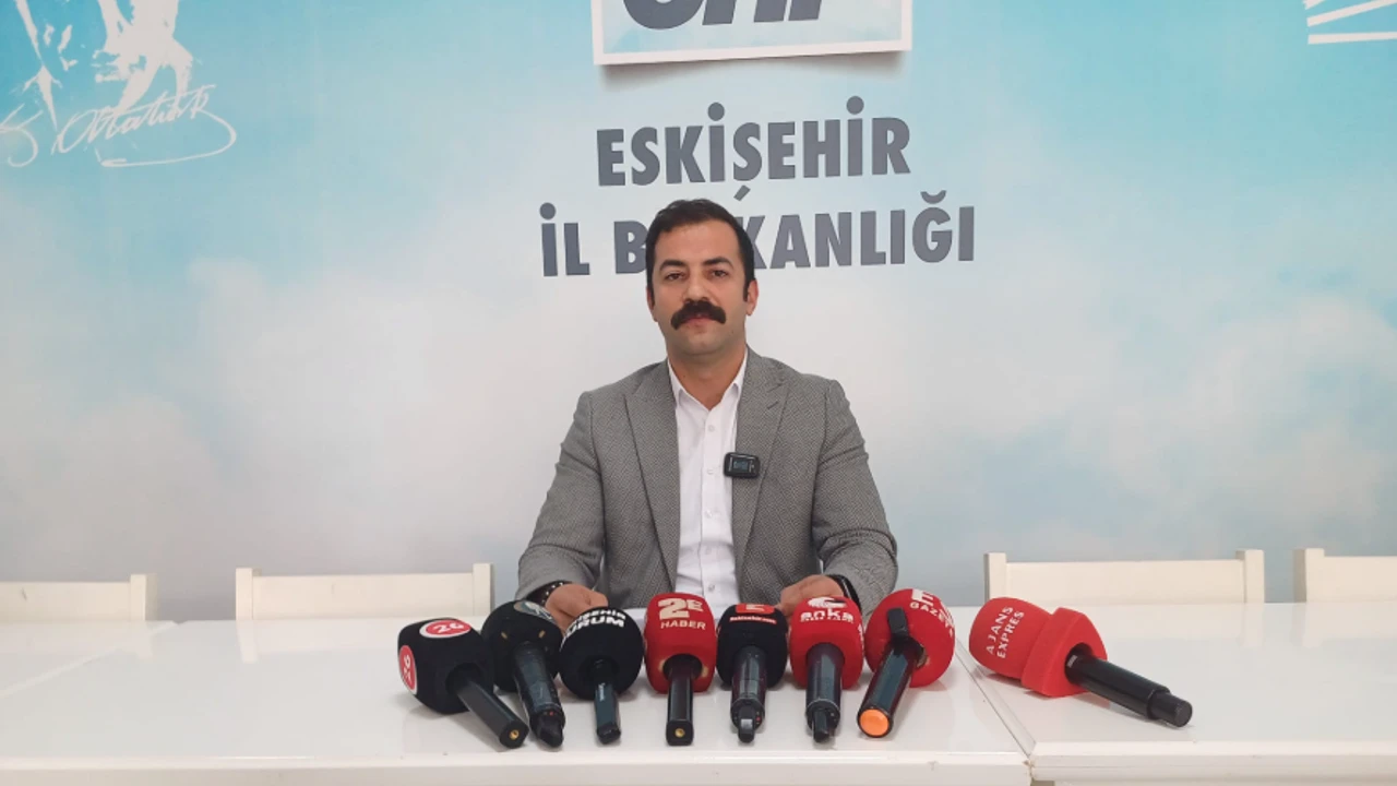 CHP Eskişehir İl Başkanı Yalaz: Sakaryabaşı Siyaset Üstüdür!