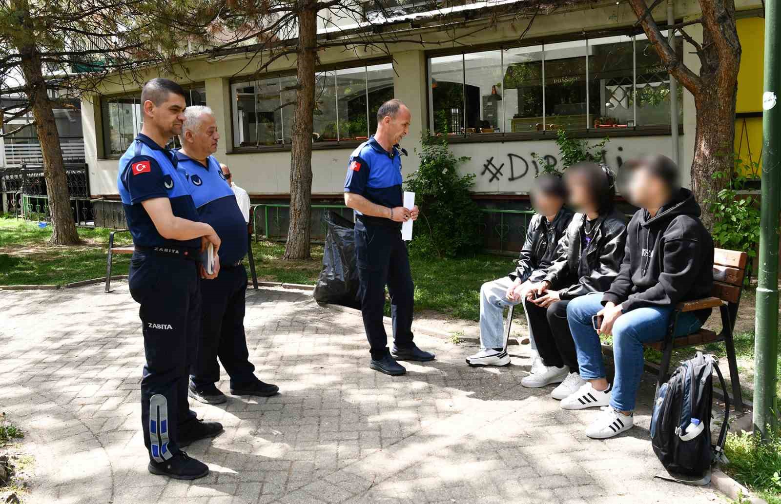 Tepebaşı zabıtasıdan “Tertemiz Eskişehir” denetimi