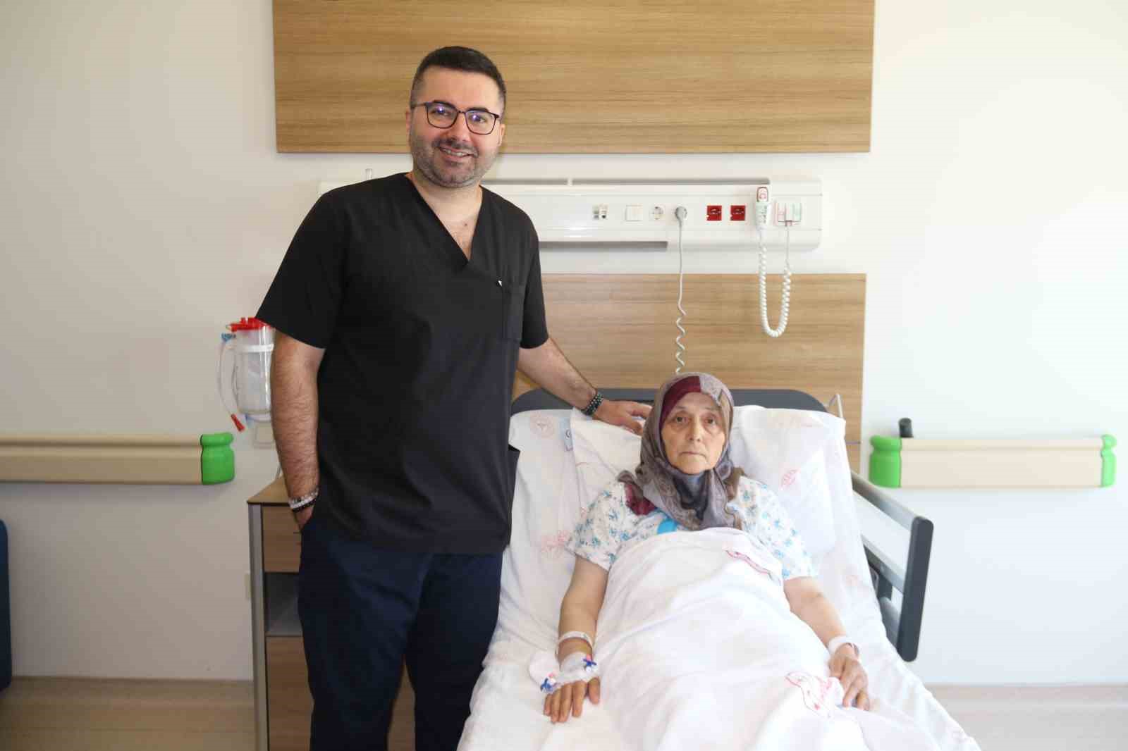 Kalp ritim bozukluğu elektriksel ablasyon ile 30 dakikada çözüldü