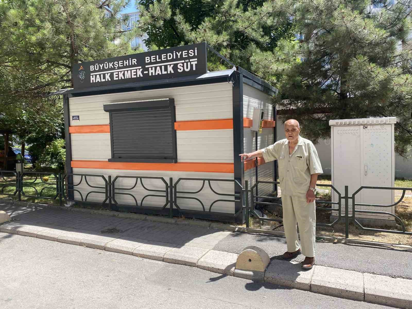 Memduh amcadan yaşlı vatandaşlar için parka tuvalet talebi
