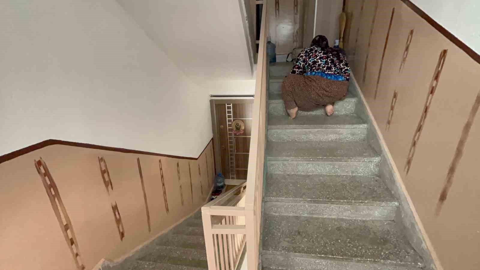 63 yıldır sürünen Hatice teyzenin yürek yakan dramı