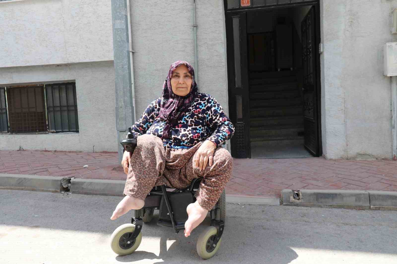 63 yıldır sürünen Hatice teyzenin yürek yakan dramı