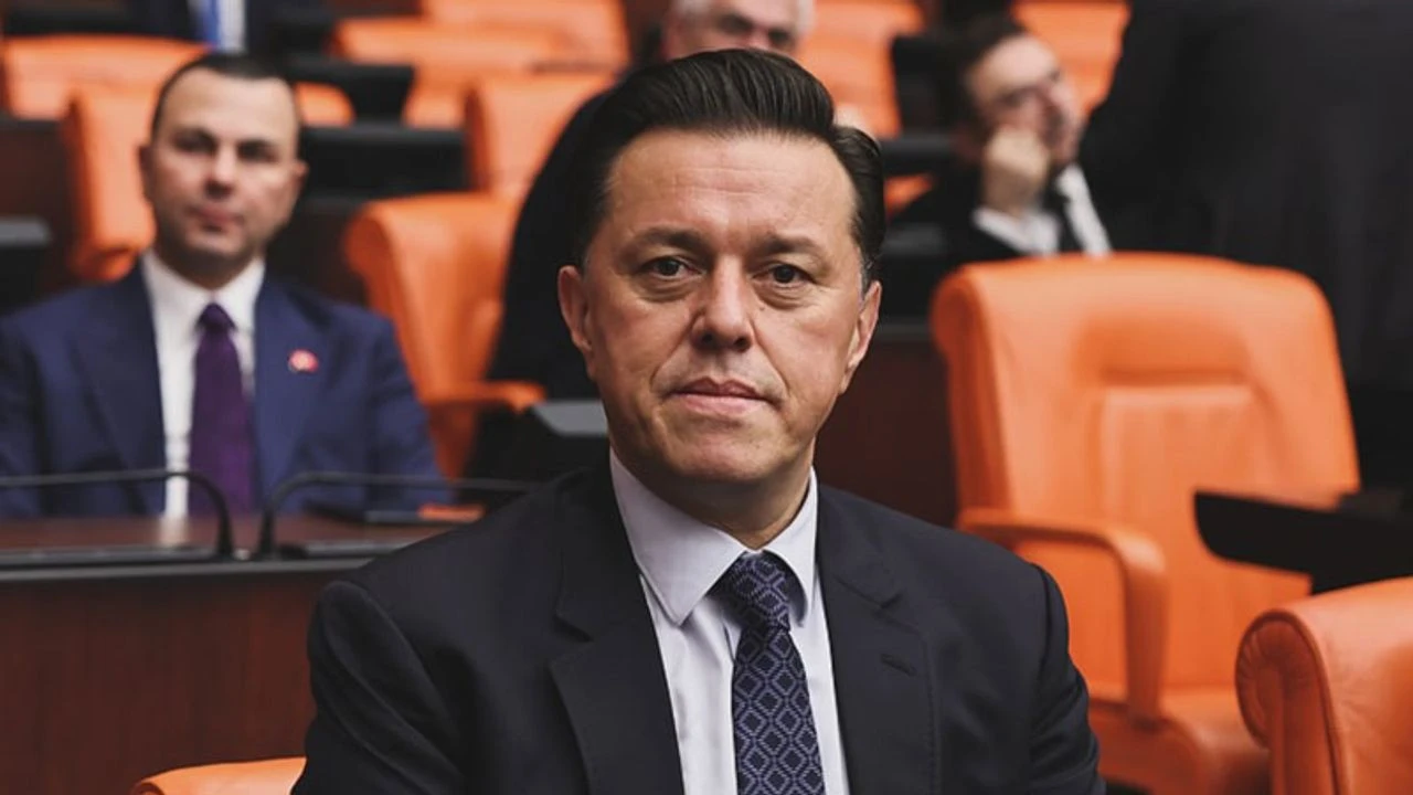 CHP’Lİ BELEDİYENİN KEYFİ FATURA OYUNU! NEBİ HATİPOĞLU: BU HESABI MİLLET ADINA SORARIM!