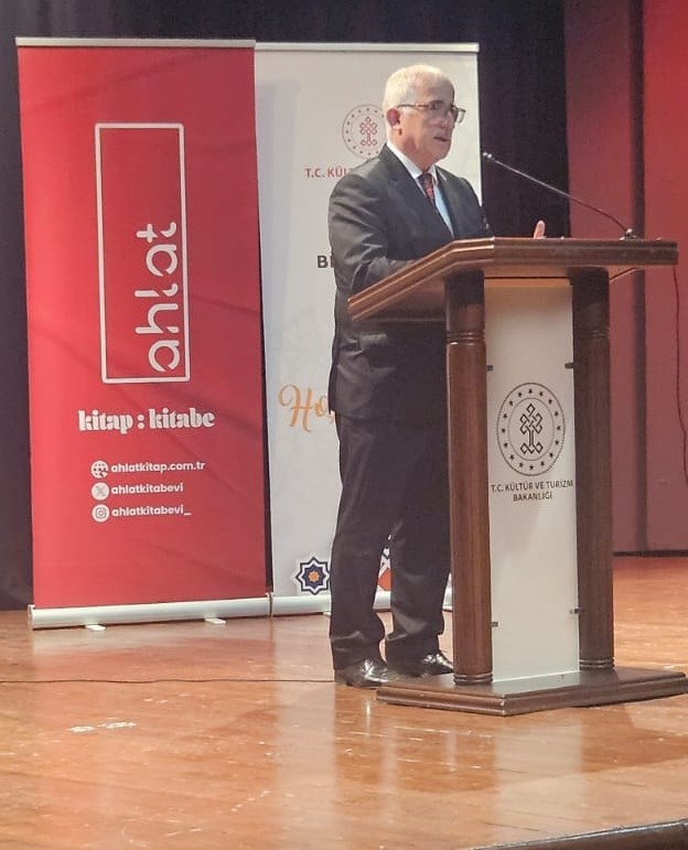 Eskişehir’de bulunan tarihî el yazması eser kitap haline getirildi