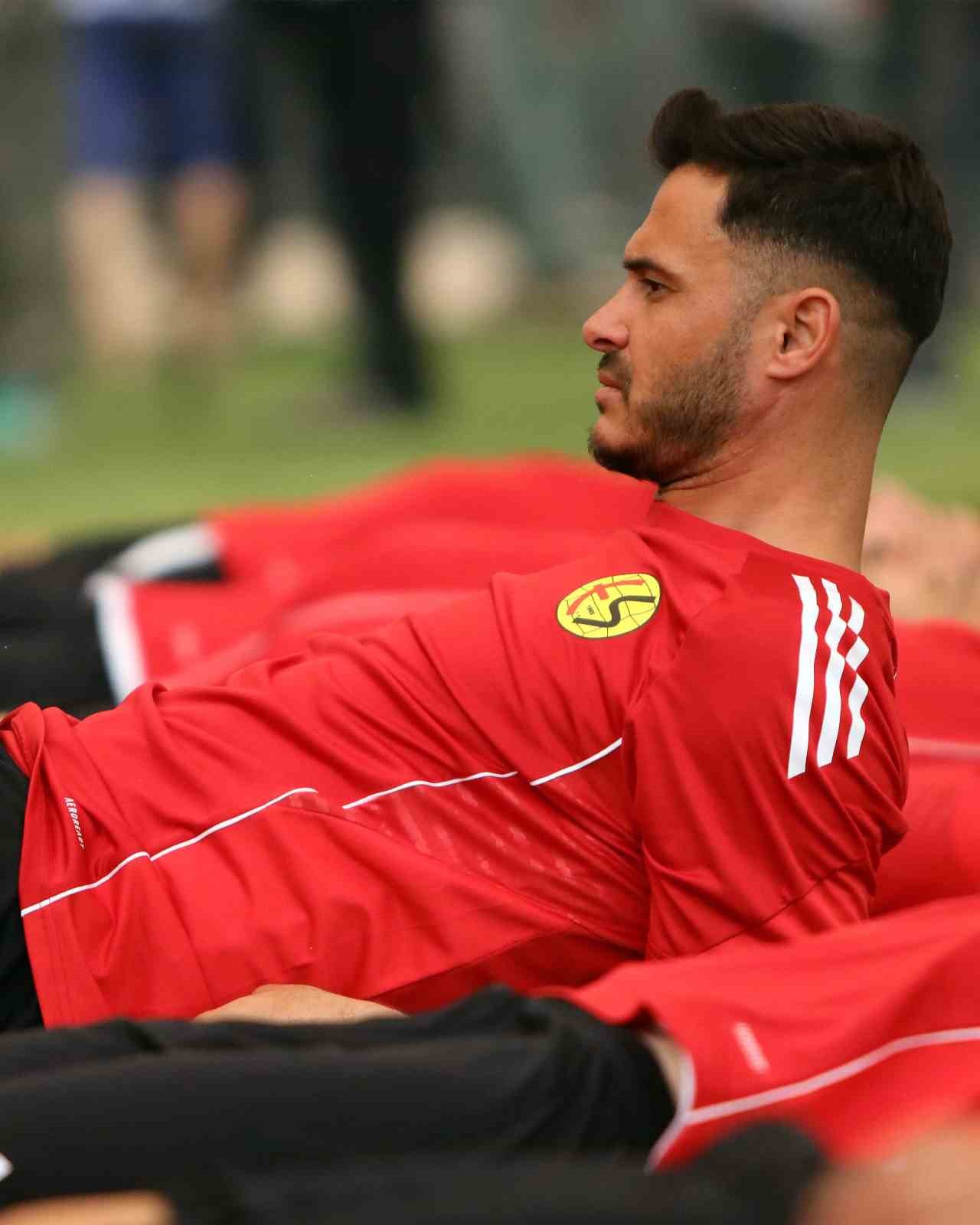 Eskişehirspor, sezonun ilk antrenmanını yaptı