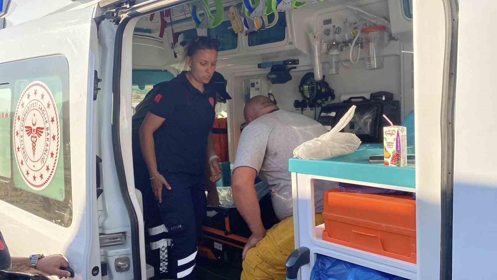 Eskişehir’de yangına müdahale eden itfaiye eri dumandan etkilendi