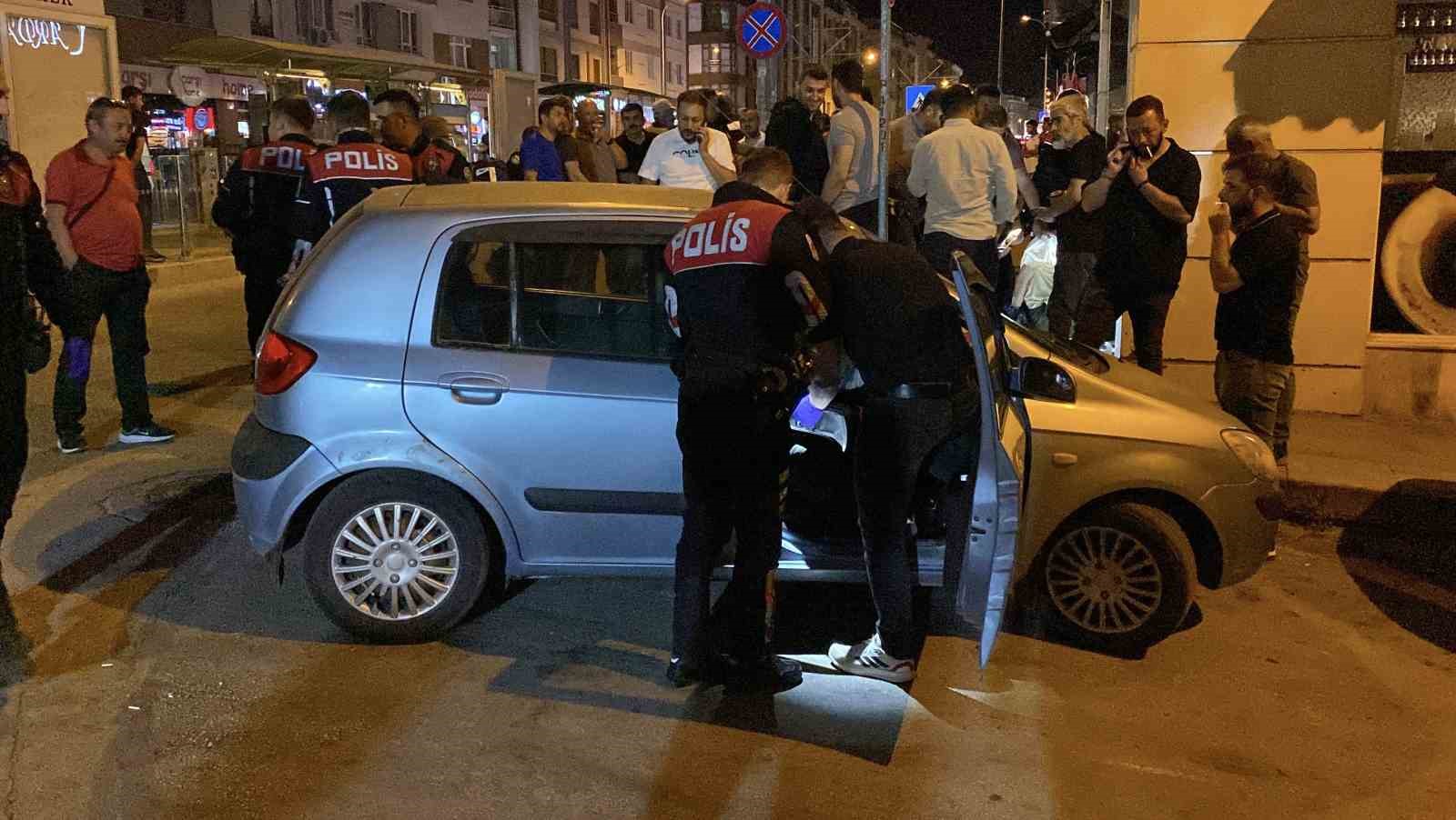 Benzin istasyonundan çaldığı otomobille kaçan hırsız 6 saat sonra yakalandı