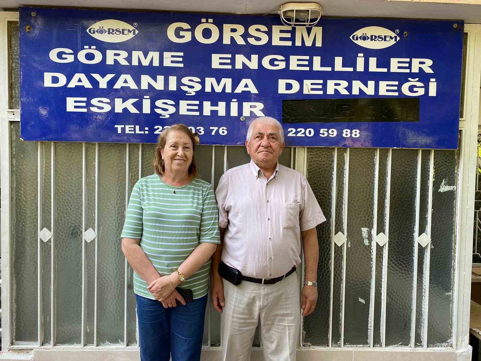 Görme engelliler kamu ve yerel yöneticilerden destek istiyor