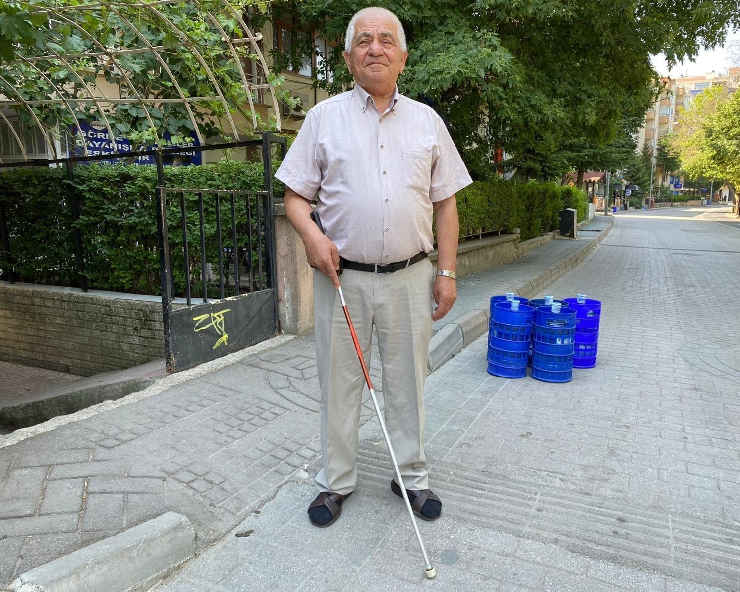 Görme engelliler kamu ve yerel yöneticilerden destek istiyor