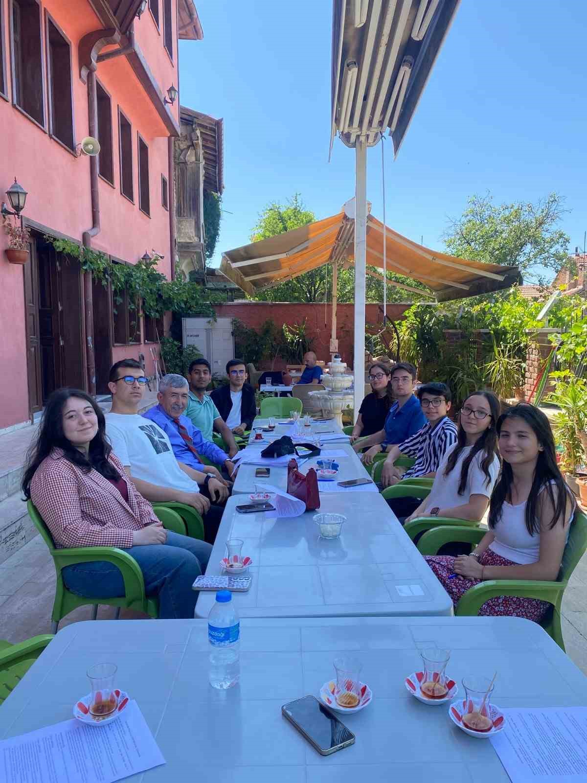 Hayat Boyu Destek Sözüyle Türk Ocağı, Gençleri Yalnız Bırakmıyor