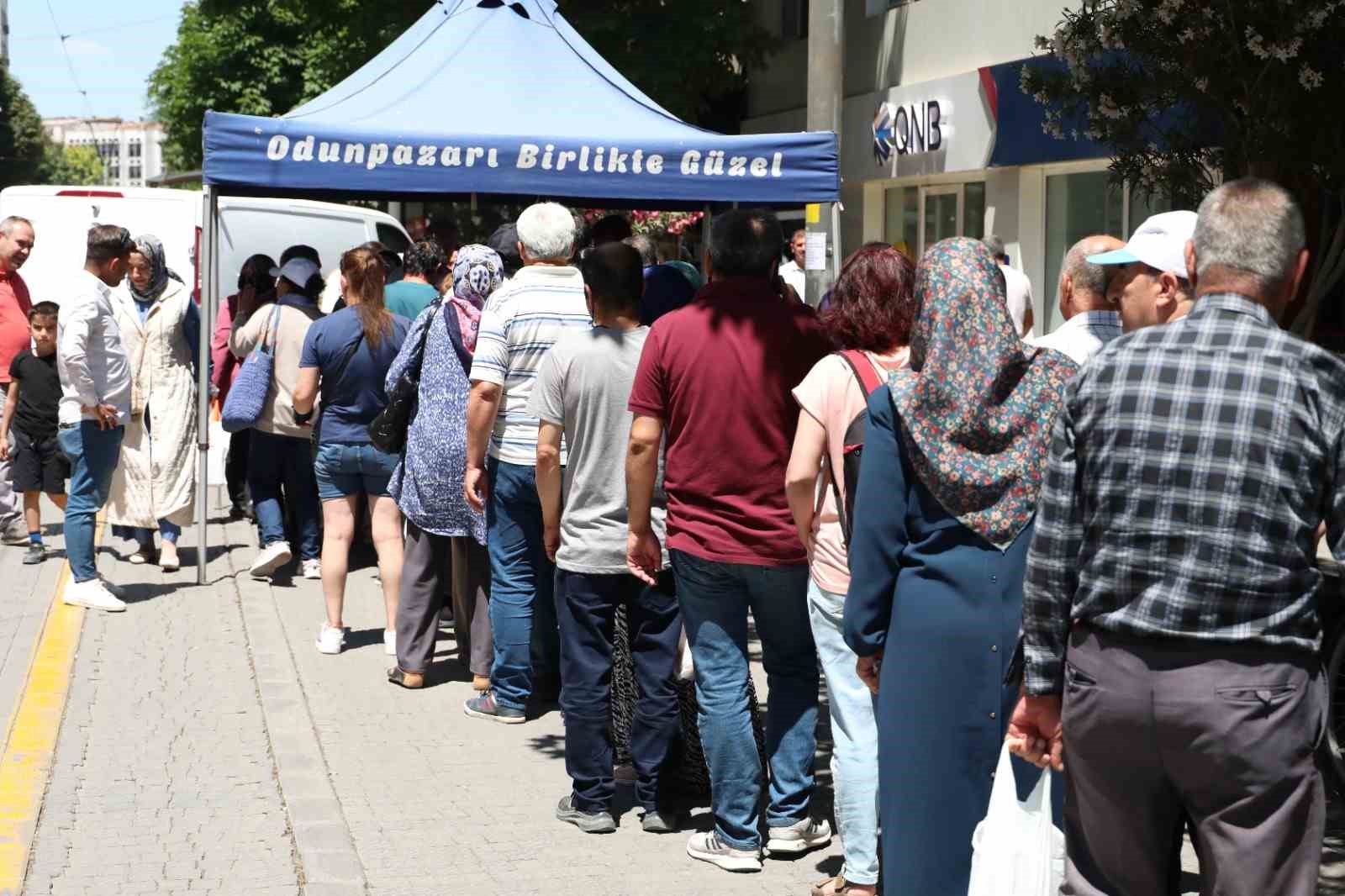 Odunpazarı Belediyesi’nden Muharrem Ayı’nda aşure ikramı