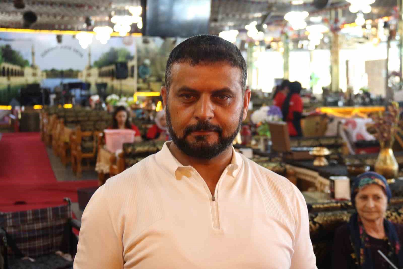 Eskişehirli çift 54 yıldır bütün zorlukları el ele atlatıp aşklarını ilk günkü gibi yaşıyor