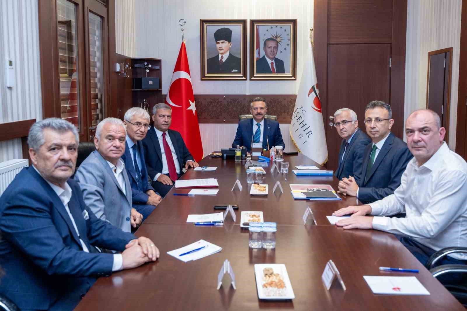 Eskişehir’in Çok Yönlü Yapısı Bilimsel Bir Zeminle Ele Alınacak