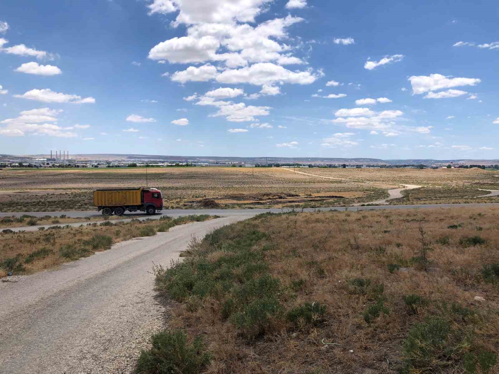 OSB Alpu Girişi Karanlıkta Kaldı: Aydınlatma ve Kontrol Talebi Artıyor