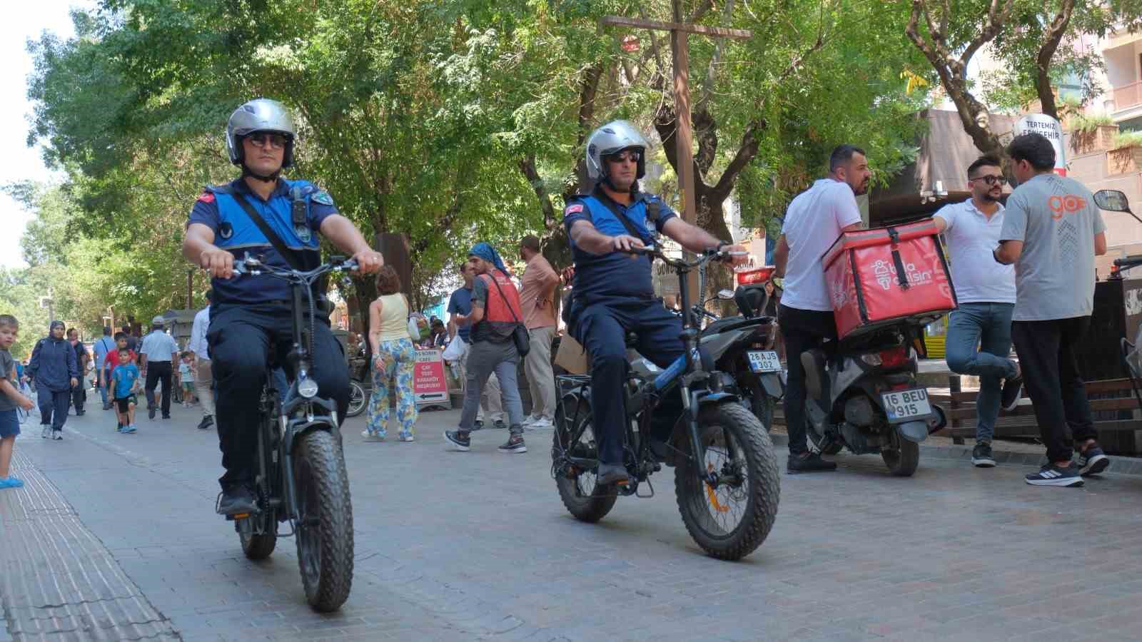 Odunpazarı Zabıtasına Elektrikli Bisiklet Takviyesi: Hızlı ve Çevre Dostu Dönüşüm!