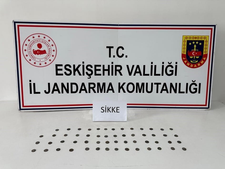 Çantasındaki sikkelerle yakalandı!