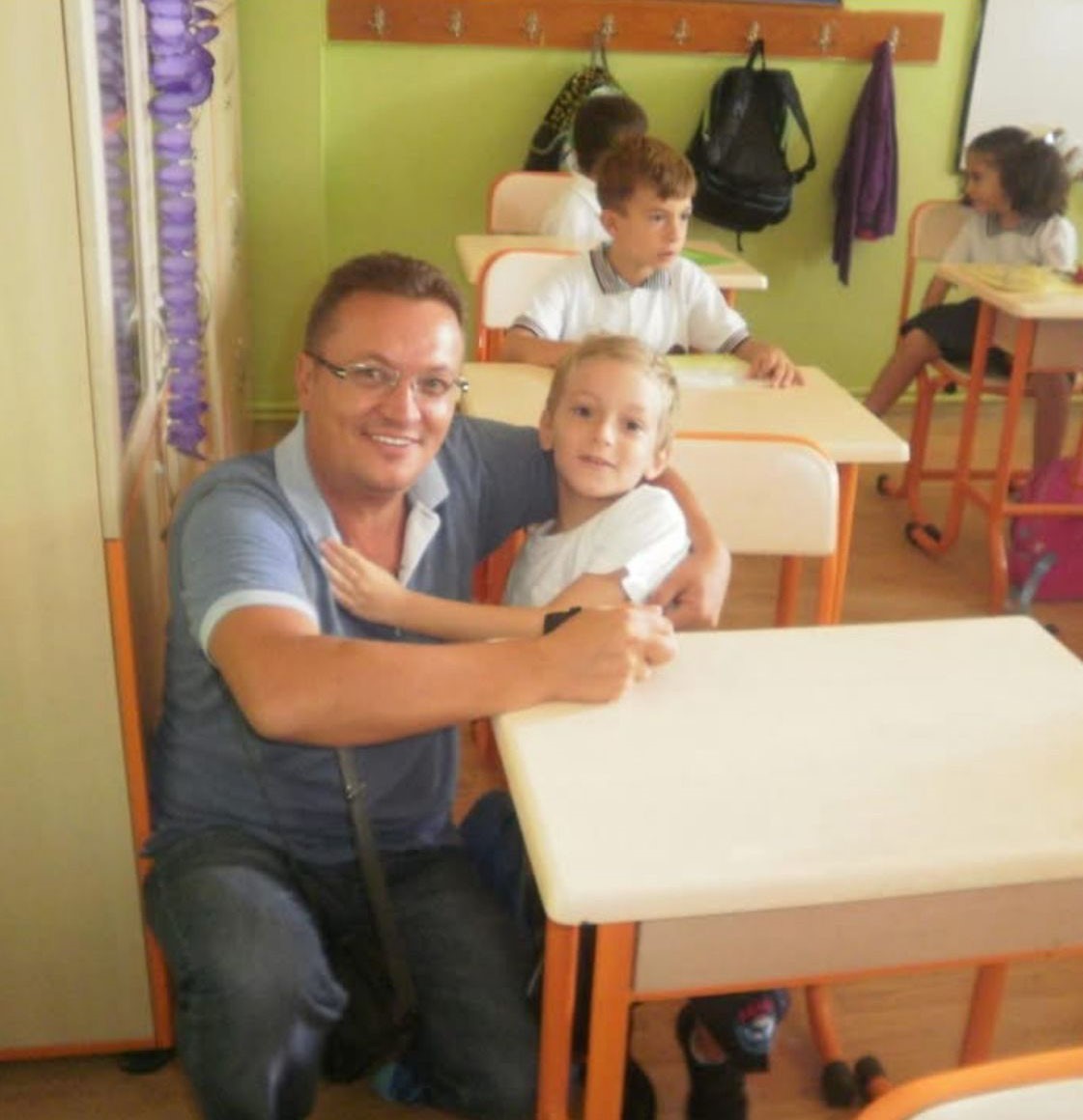 Apartman dairesinde çıkan yangında dumandan zehirlen 56 yaşıdaki adam hayatını kaybetti