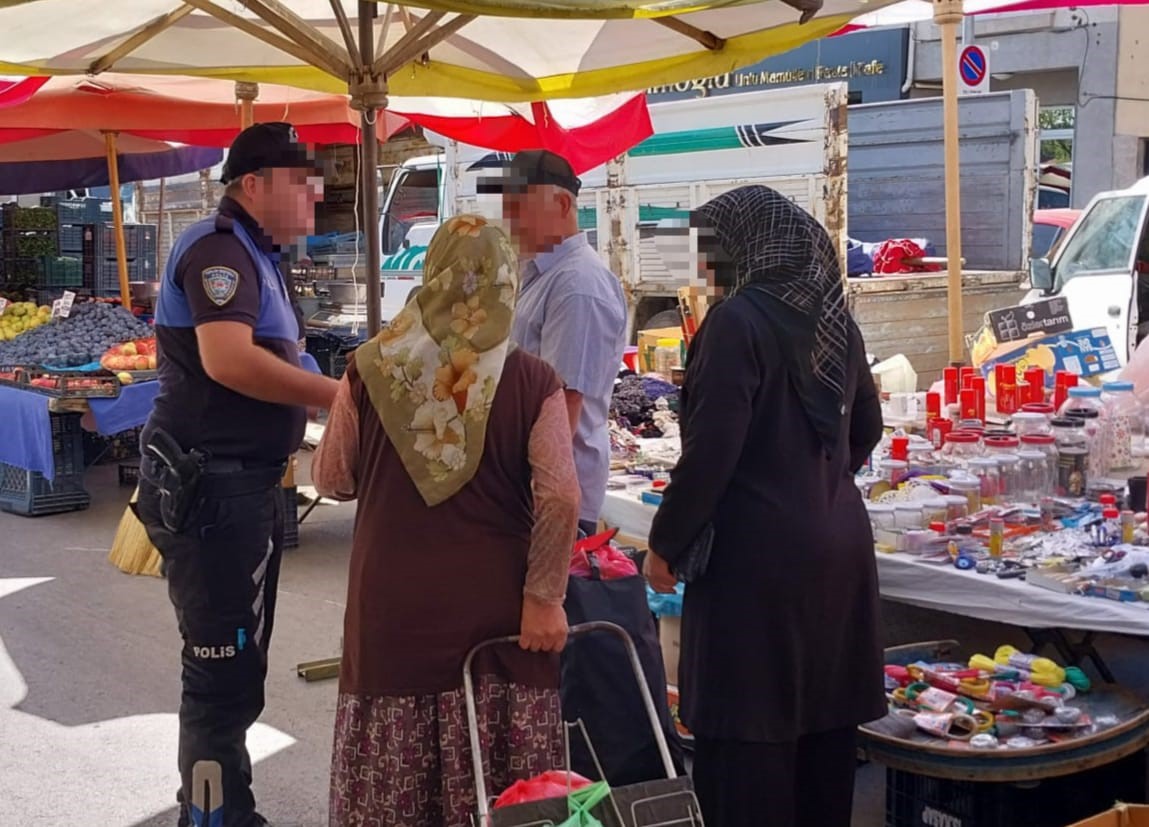 Polis ekipleri hırsızlık ve dolandırıcılık konularında vatandaşı bilgilendirdi