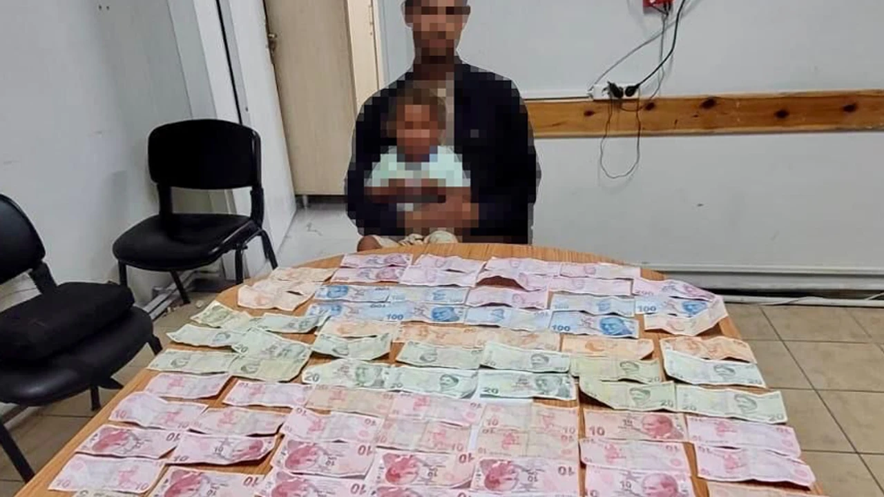 Eskişehir’de Dilencinin Üzerinden Çıkan Para Şoke Etti!