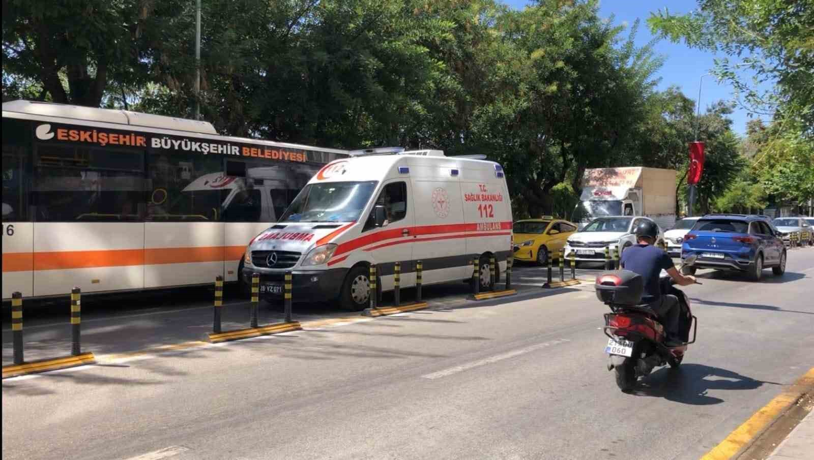 Yapılan duba çalışması ambulansların işini zorlaştırıyor