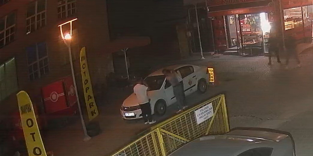 Kavgada boynu kesilen kişi 10 dakikada hastaneye yetiştirildi!