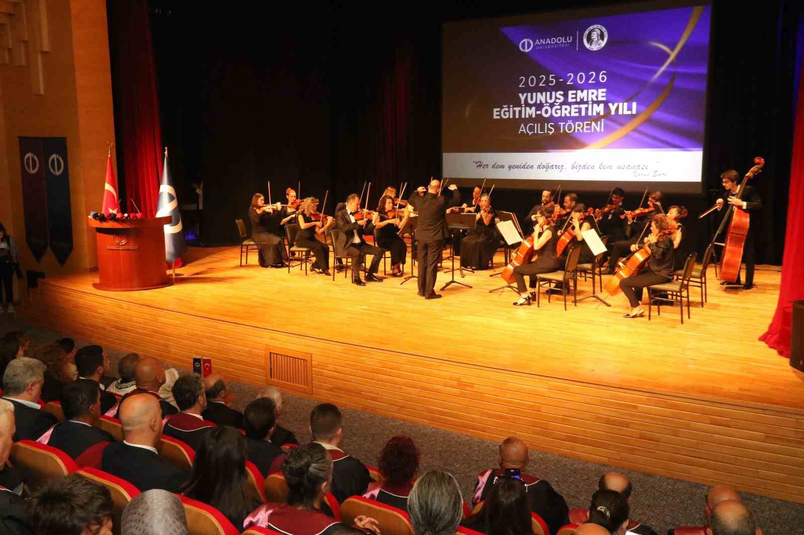 Anadolu Üniversitesi yeni eğitim öğretim yılı açılış töreni